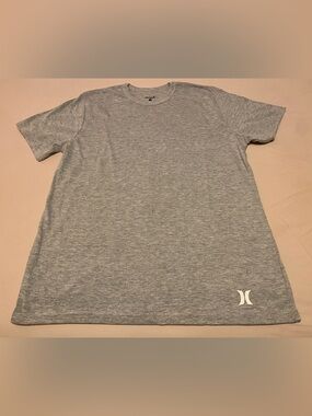 Hurley Plain T-Shirt Size Large Men’s NWOT